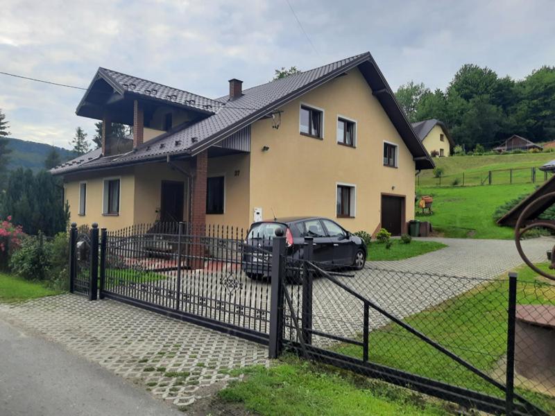 Noclegi Koziniec Bobrka Luaran gambar